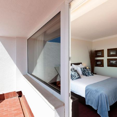 Carcavelos Beach Hotel Exterior photo