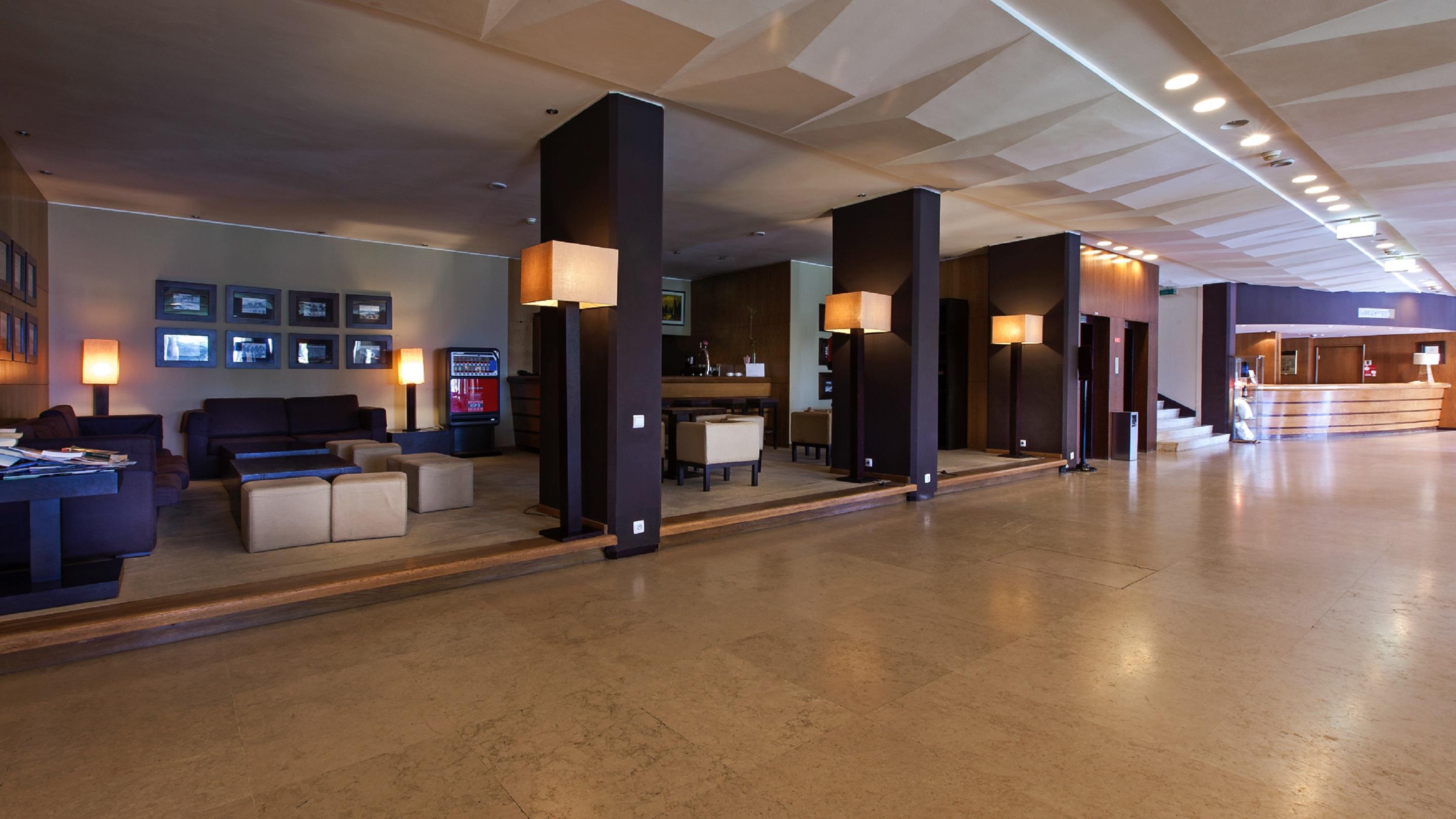 Carcavelos Beach Hotel Exterior photo