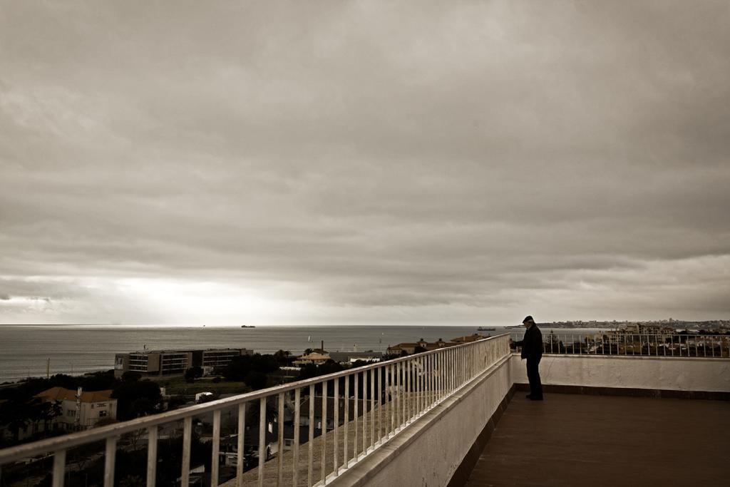 Carcavelos Beach Hotel Exterior photo