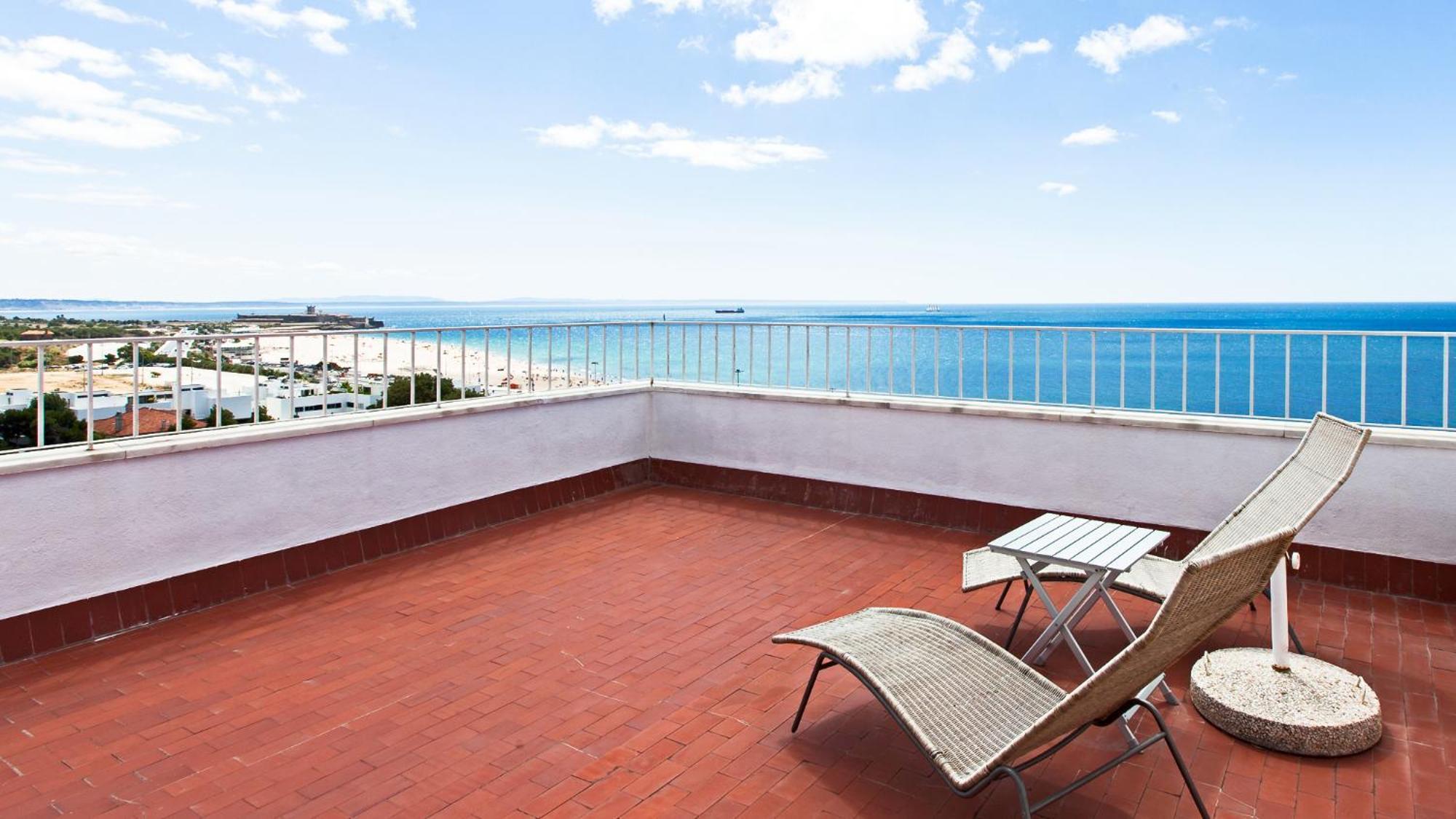 Carcavelos Beach Hotel Exterior photo